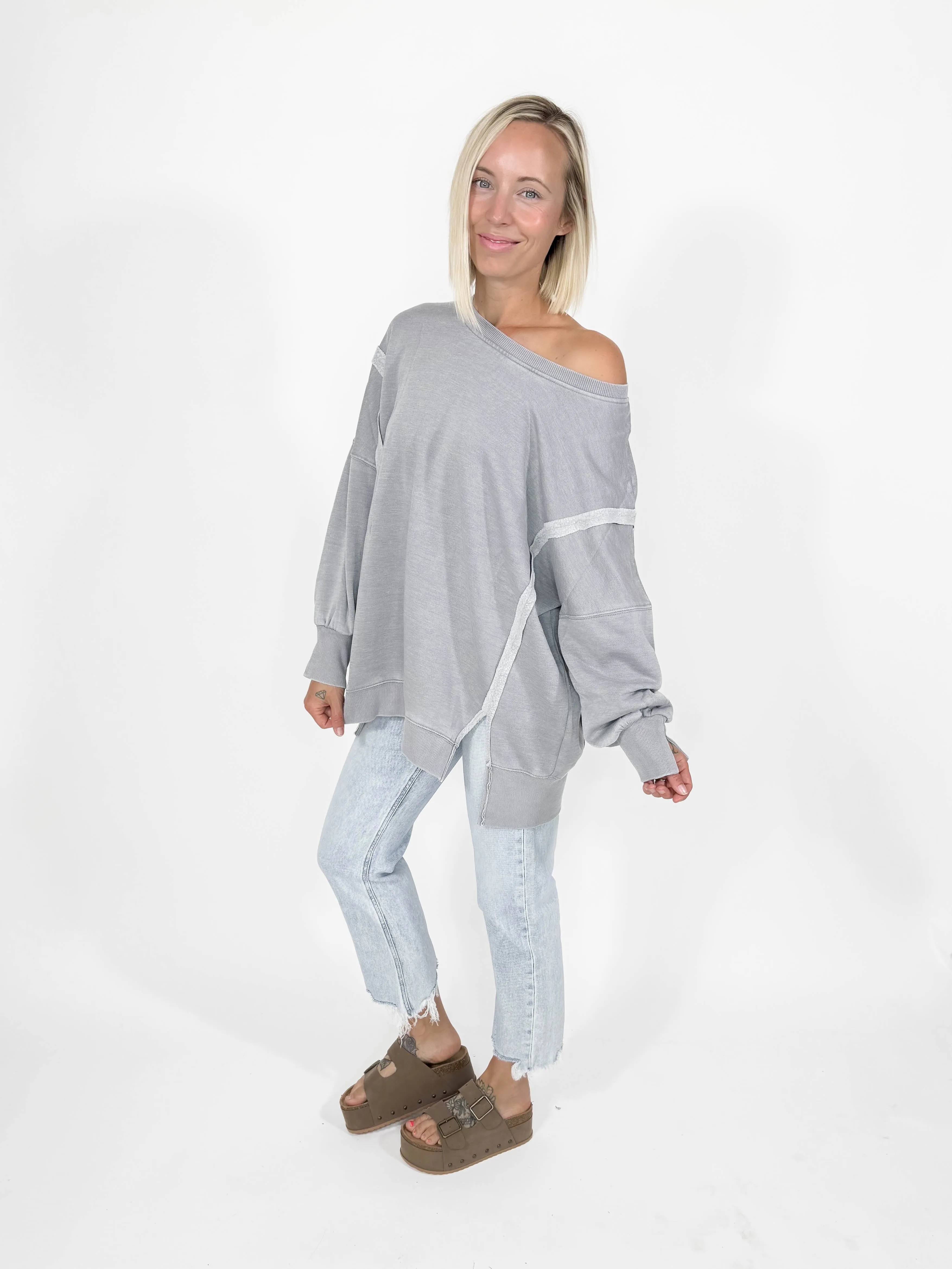 Vail Crewneck Pullover- GREY